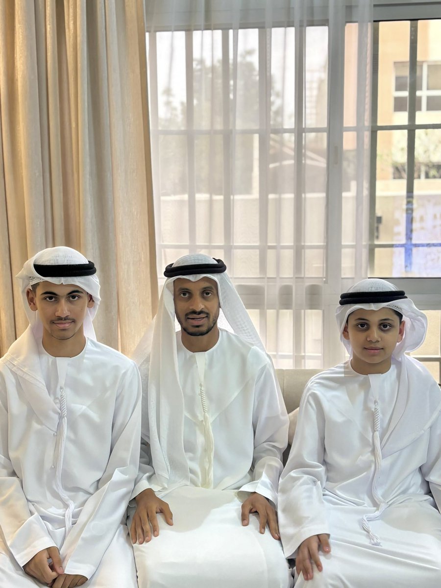 ibrahim4mak's tweet photo. عيدكم مبارك وتقبل الله منا ومنكم 
صالح الأعمال وكل عام وأنتم بخير 🌙🫶🏽

 #عيد_الفطر_١٤٤٧ه https://t.co/RCMKm1VKvw
