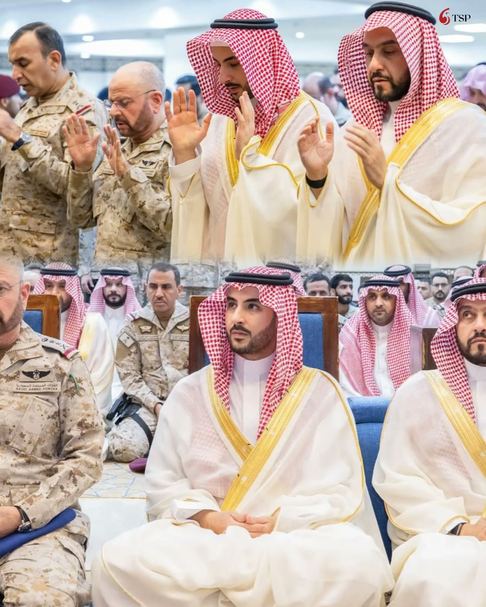 الأمير خالد بن سلمان يؤدي صلاة عيد الفطر في وزارة الدفاع بالرياض