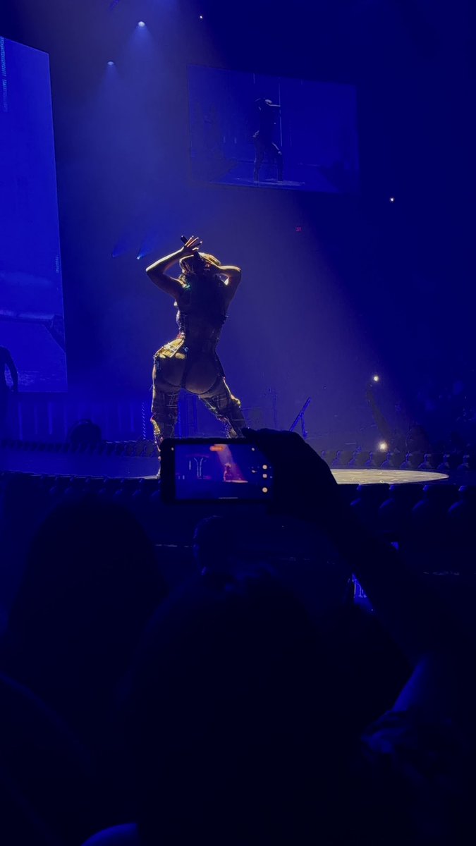 Stone cold!! 🥰 <a href="/iamcardib/">Cardi B</a>