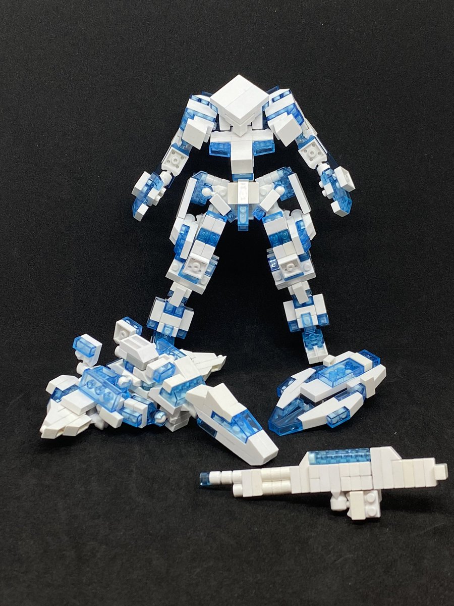 kuromameoh's tweet image. クレモチさんが公開してくださったレシピで組んでみました！
股関節の構造が神✨
コレはスタンダードスタイルになりそう(^^)
素晴らしいレシピをありがとうございます♪
#νALFc #FLAT #プチブロック