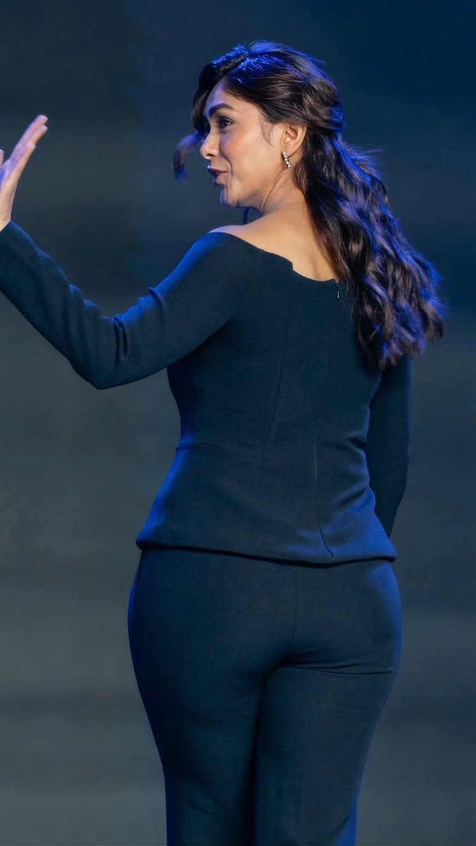 ᴀᴄᴛʀᴇꜱꜱ ʙɪ^ tweet media