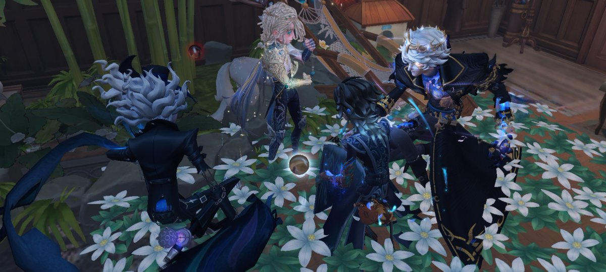 Rain 🌧 || COMIPARA L-04 tweet media