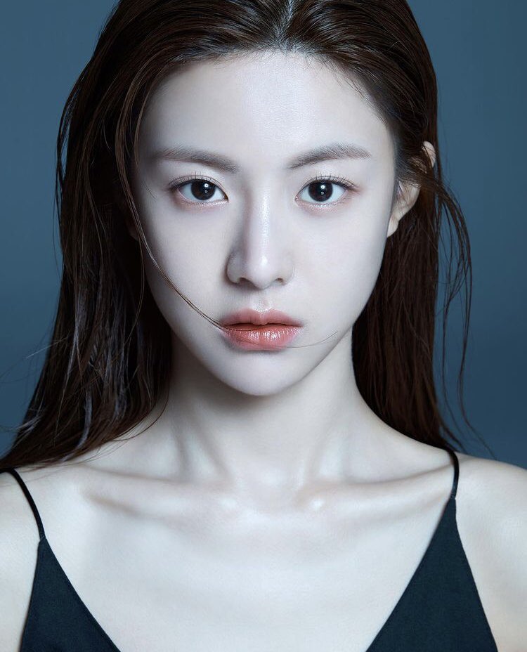 고윤정, 현직 소방관 지원 위해 5천만원 기부 [공식]

기부금은 현직 소방관 대상 장비 지원 및 PTSD 예방 프로그램 등에 사용될 예정이다.
소속사 측은 “촬영 이후 관련 지원 필요성을 인식했고, 현장에서 느낀 소방관분들의 책임감과 감사의 마음을 바탕으로 기부를 했다”고 전했다.