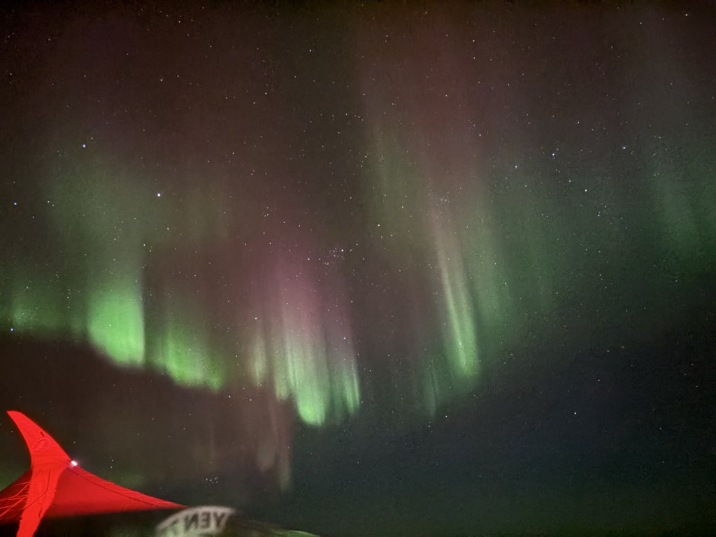 Northern Skies tweet media