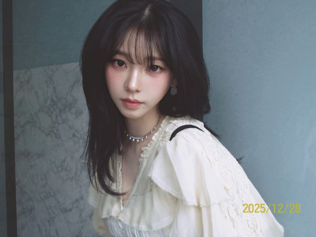 𝒆𝒍𝒍𝒆𝒏 tweet media