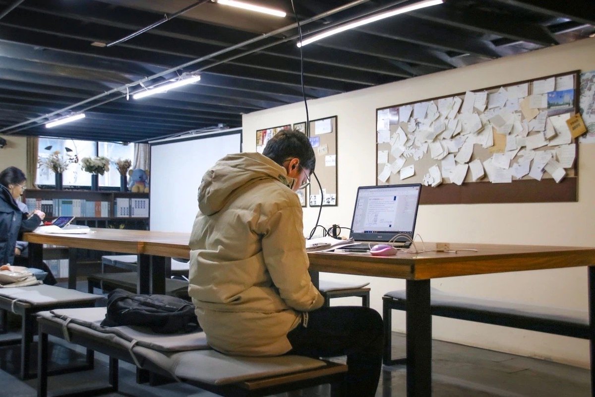 Crystyane tweet media