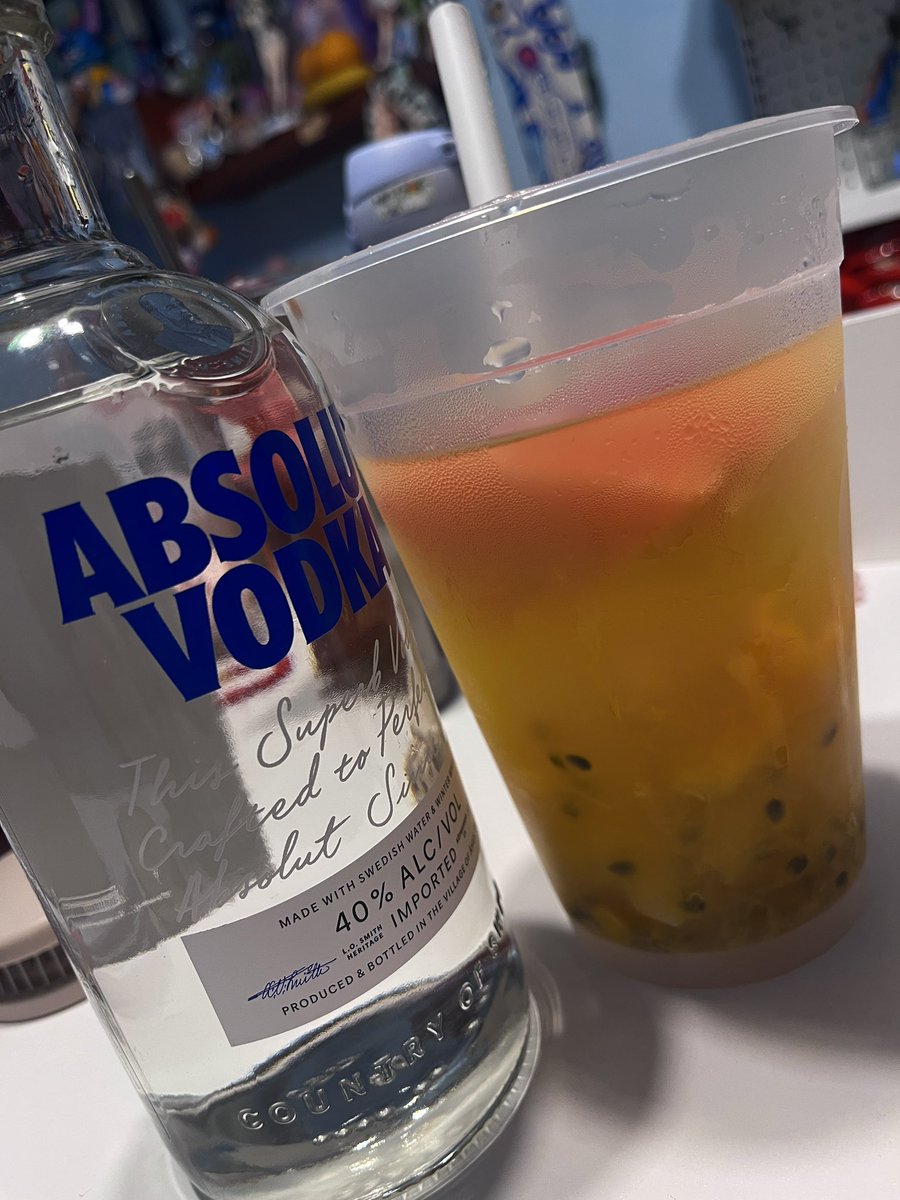 这个猫猫今天也很能干 tweet media