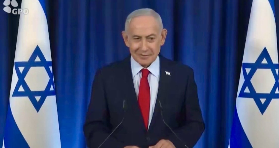 J83041's tweet photo. @Zachonearth You’ll praying we don’t know who Benny Gantz is, that he looks similar to Bibi at a distance &amp; gave a resignation pressor in 2024. Certainly tie color, lapel pins, &amp; light direction can all be changed in image editors in ways that are hard (and sometimes impossible) to detect. https://t.co/Do3JkJNcNa