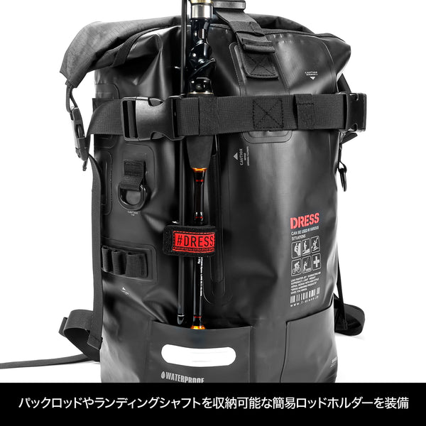dressfishing's tweet photo. 【再入荷のお知らせ】
DRESS 防水リュック 🎒

欠品していた防水リュックが再入荷しました！
雨や汚れに強いターポリン生地で、釣り・アウトドアの相棒におすすめです。

推しポイント✅
・水が入りにくいロールトップ仕様
・Dリング付きでギアの取り付けがしやすい
・簡易ロッドホルダー装備（パックロッド／ランディングシャフト対応）
・チェストベルト／ウエストベルト標準装備で安定感◎
・内側メッシュポケットで小物整理
・リフレクター付きで暗所でも安心
・容量：約25L

▼商品ページはこちら（在庫・詳細）
https://t.co/SpL0oyAOVk

#DRESS #防水リュック #釣り #アウトドア #ターポリン #ロールトップ #釣りバッグ #渓流釣り #ライトゲーム #キャンプ #雨の日対策