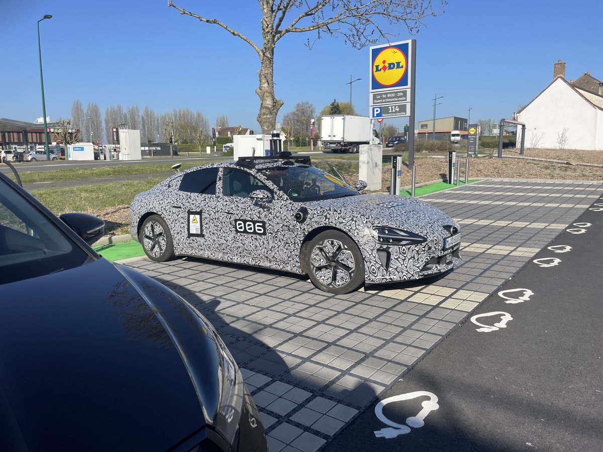 Felix Hamer • electricfelix tweet media