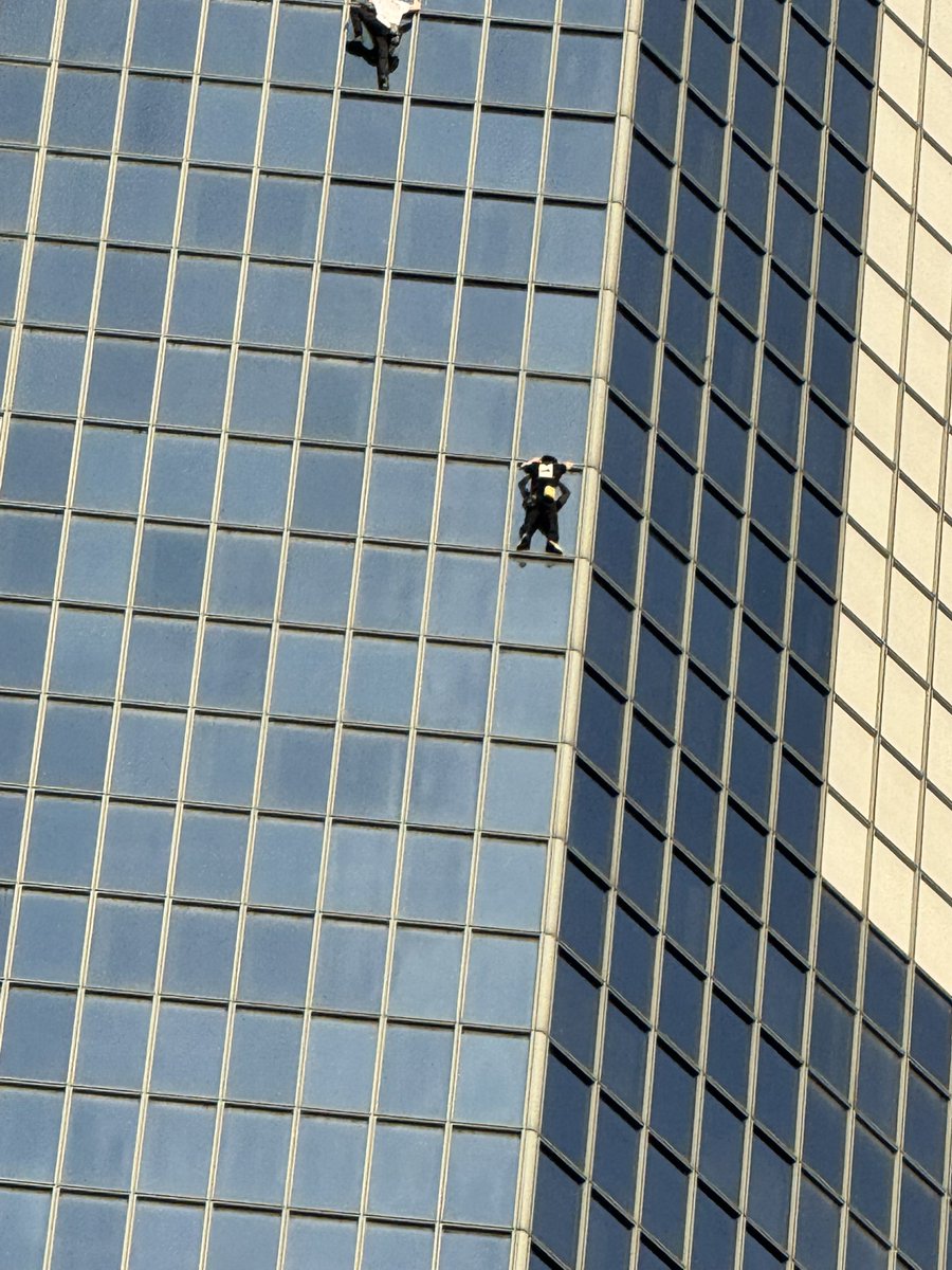 gnamoureux 🌈 tweet media