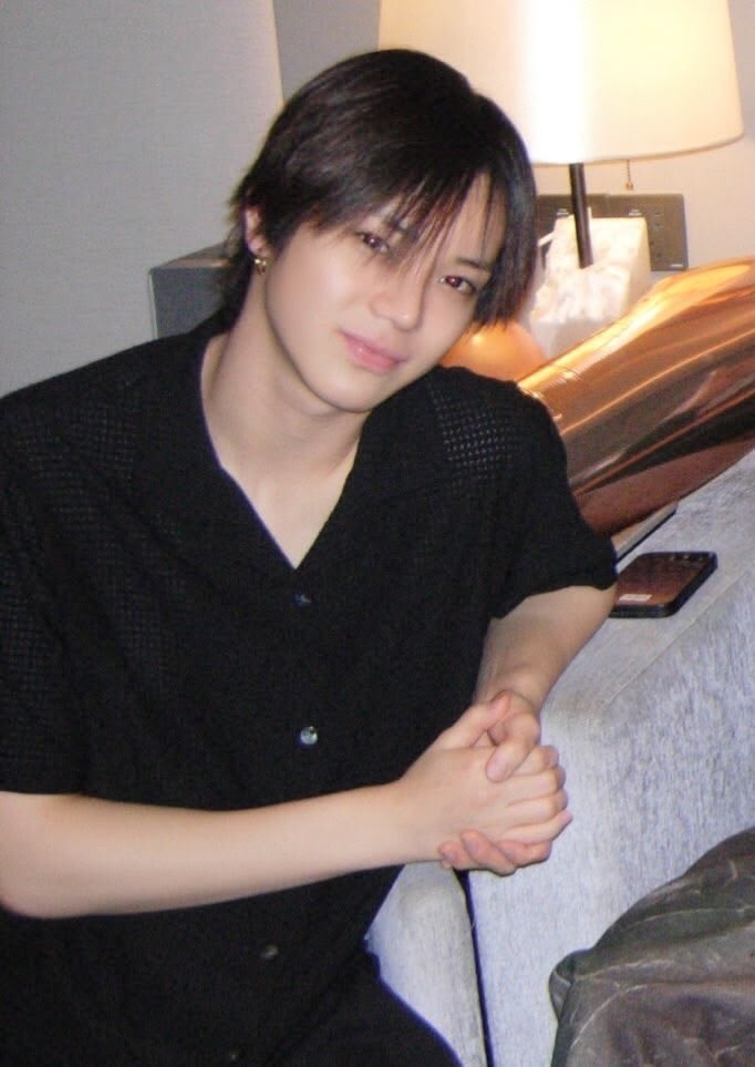 Base umum bisa follow @cornerfess tweet media