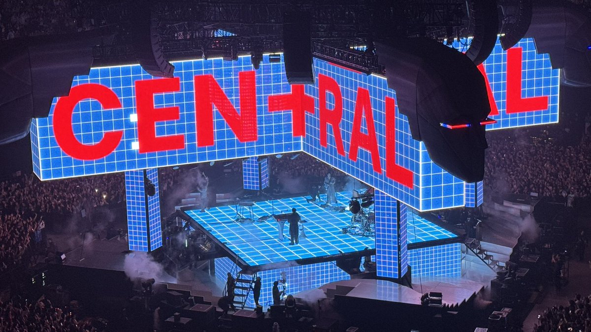 사만사 tweet media