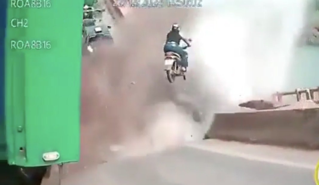 GrannyMarkle tweet media