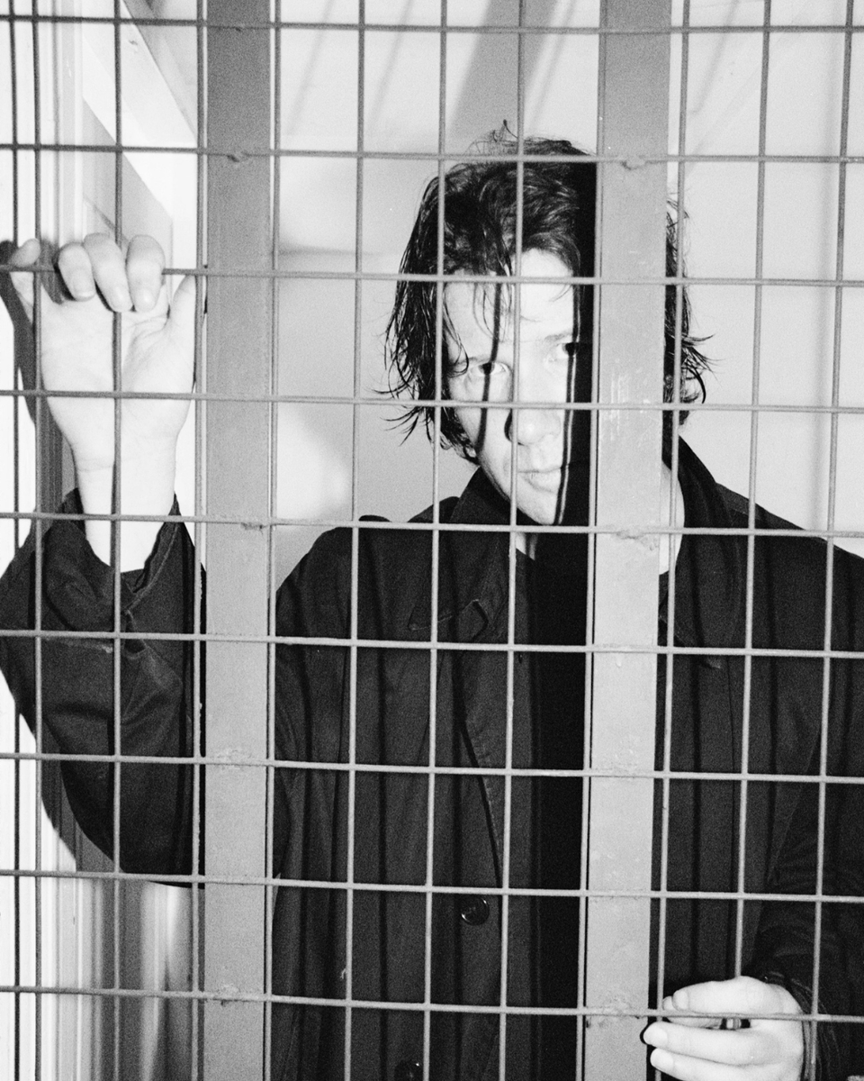 Between the Doors tweet media