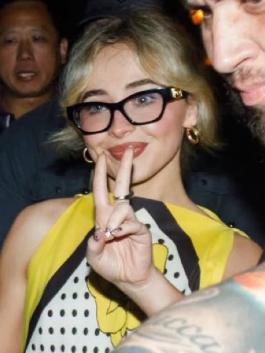 neve 🐾 tweet media