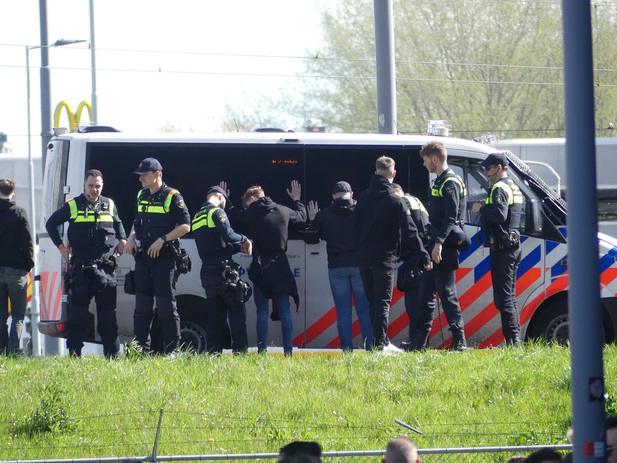 [FR12]Patrick tweet media