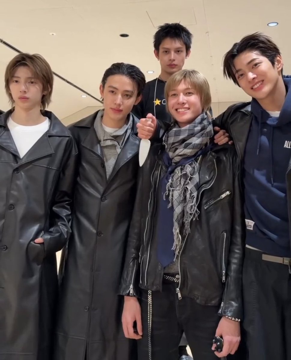 coervogue tweet media