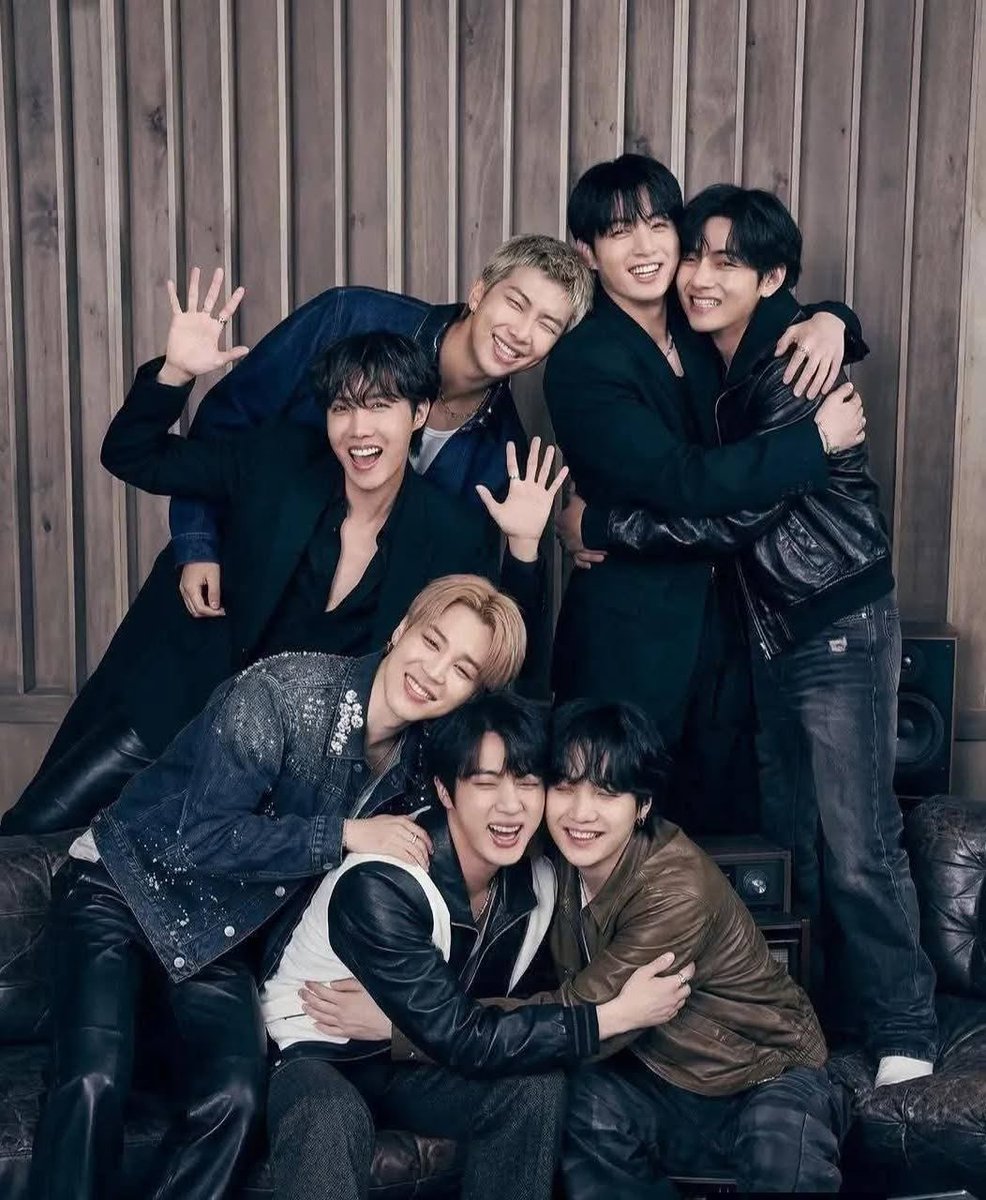 Juo⁷ IS SEEING BTS 🪭🪭 tweet media