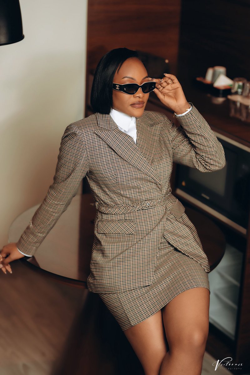 Raïssa Rbk 🍯 tweet media