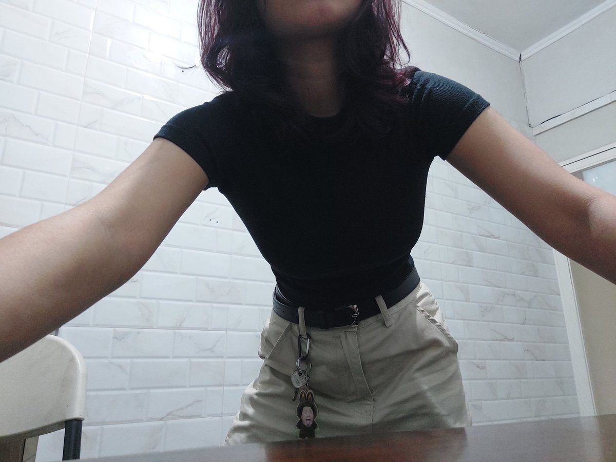 hy,,, syantiq,, tweet media