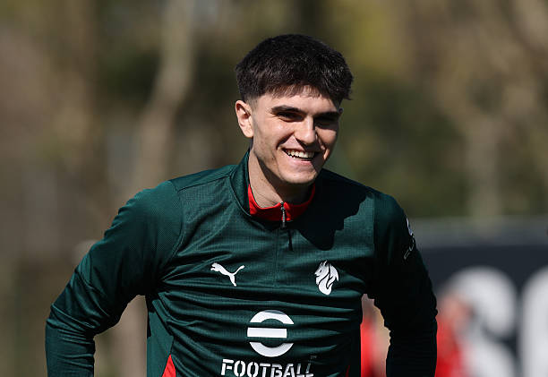 Milan Posts tweet media