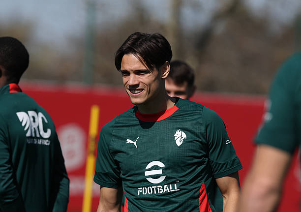 Milan Posts tweet media