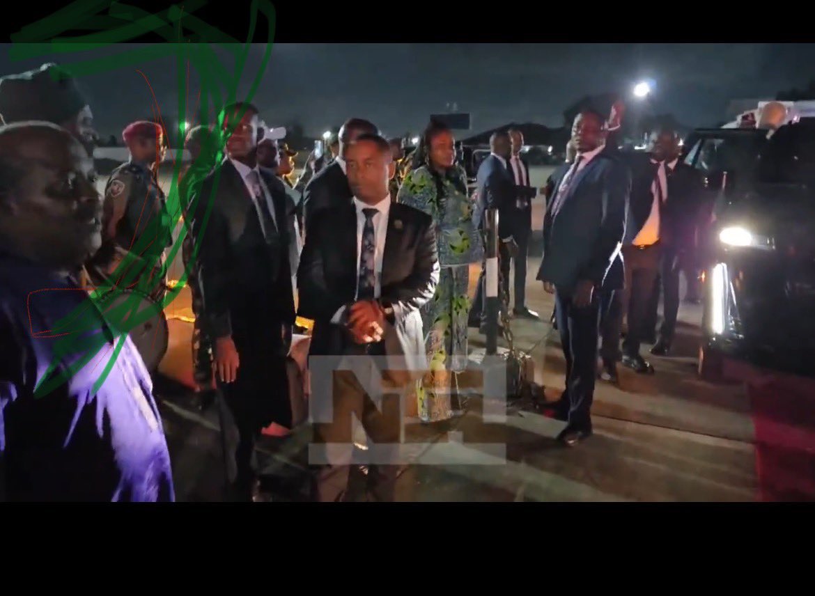 Oyindamola🙄 tweet media