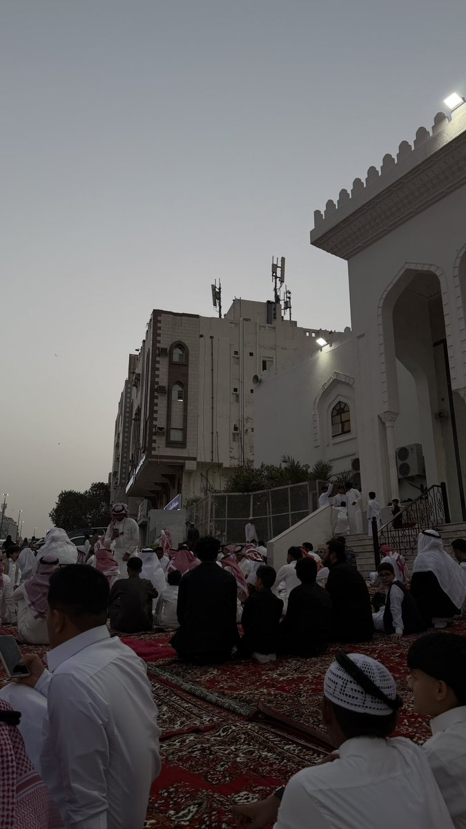 Twis hashom tweet media