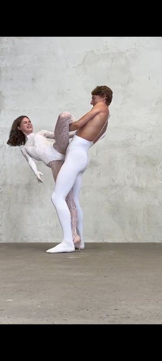 F I R S T U S tweet media