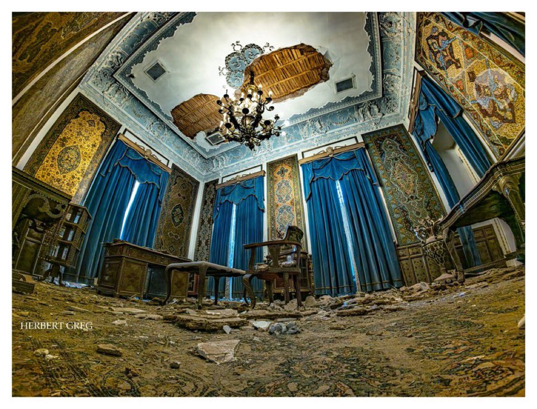 Atieh (عطیه بختیار) tweet media