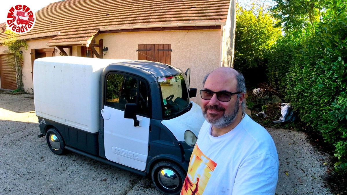 Mega Breadvan's World tweet media