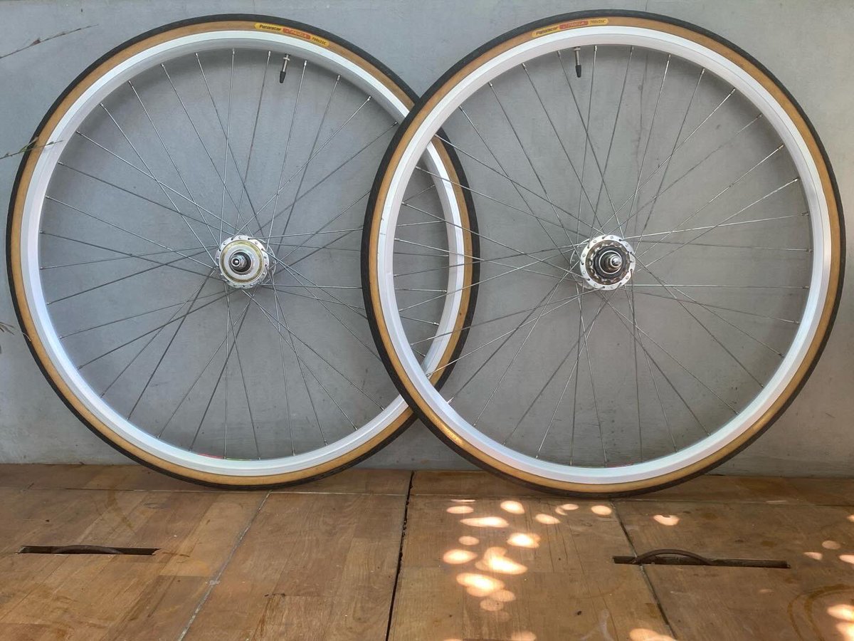 Pedagang Bekasi tweet media