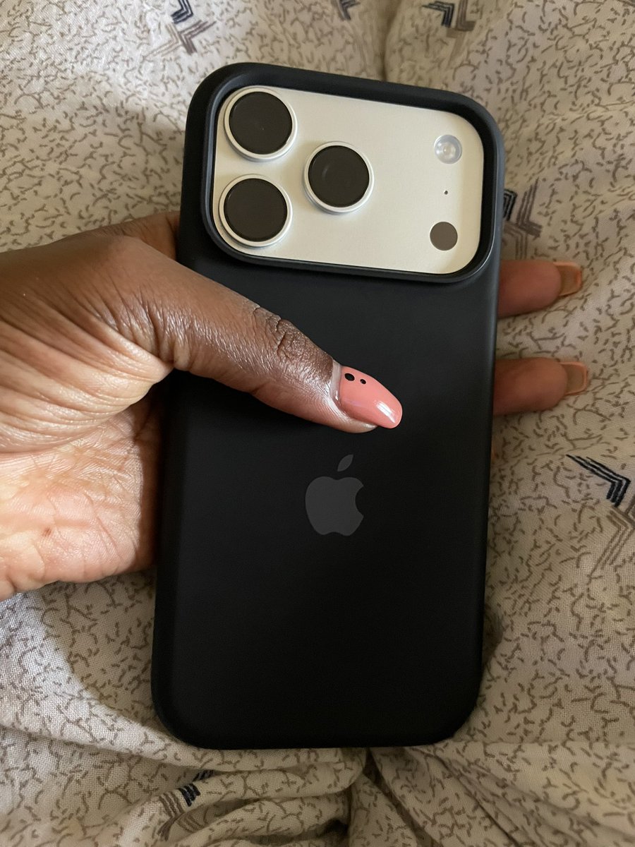 midnightgunner˚⋆ tweet media