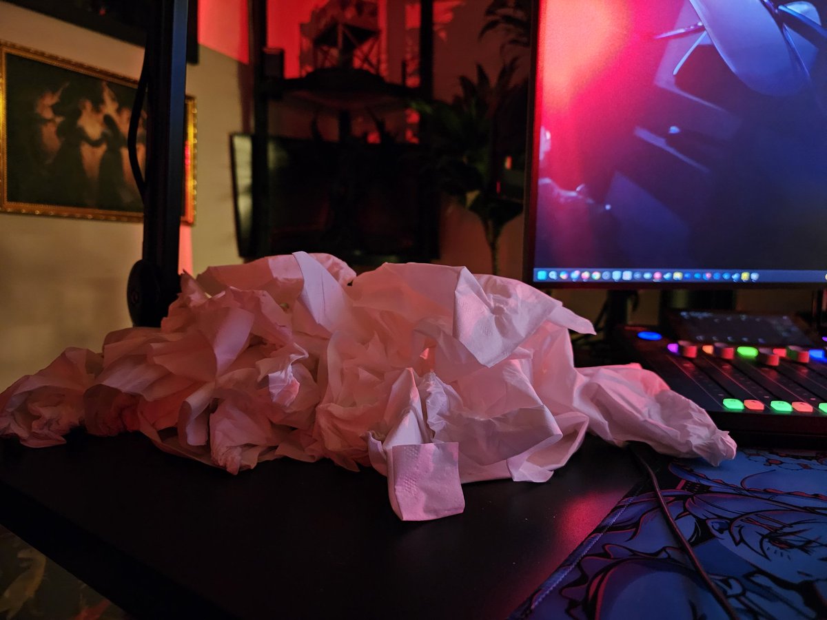 Layna💉🩸 tweet media