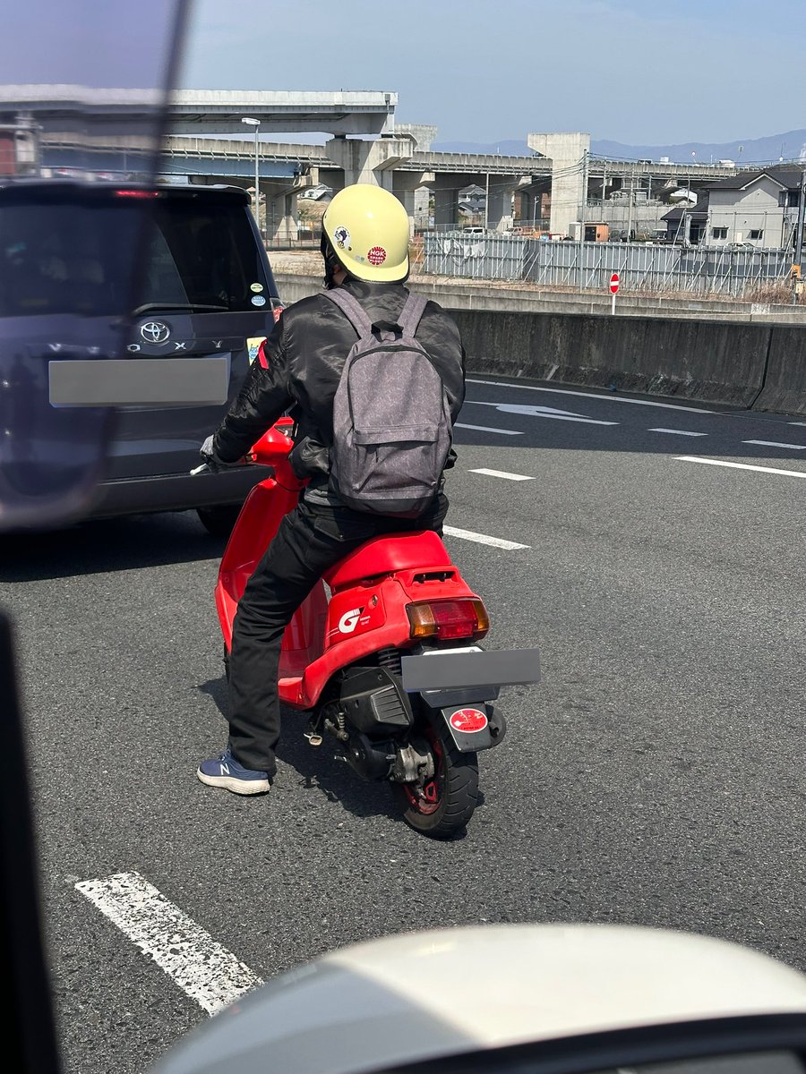 naoki69865024's tweet image. 野生の赤いＧ'久しぶりに見た😳

#ジーダッシュ
#Ｇ'
#バリバリマシン