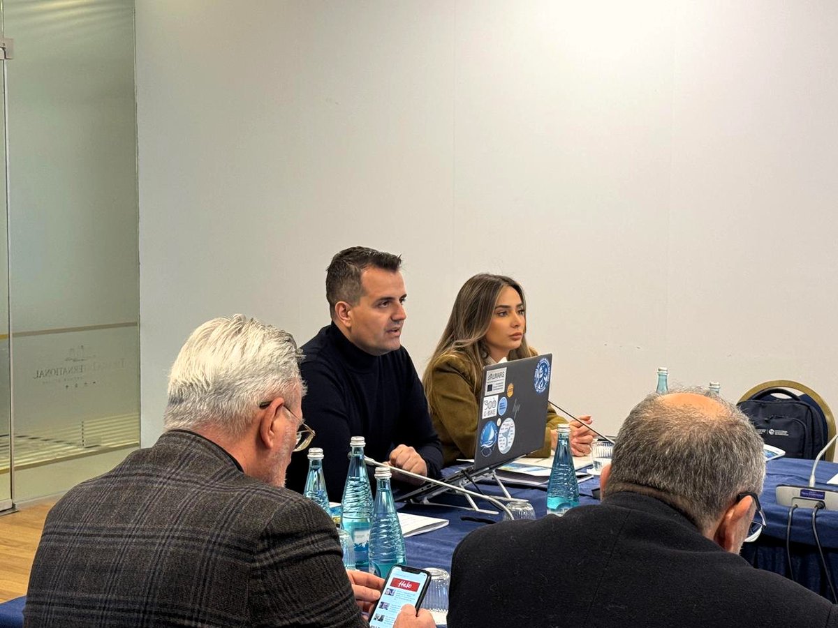BBlue_Med's tweet photo. Mediterranean #BlueEconomy roundtable in Albania🌊

Experts from 6 countries met to boost #BlueBiotech &amp; sustainable marine use. From aquaculture to bioremediation, #2BBLUE drives innovation &amp; regional cooperation 💙♻️

More: https://t.co/DyrLvqsuoQ https://t.co/NsrO4fbpPl