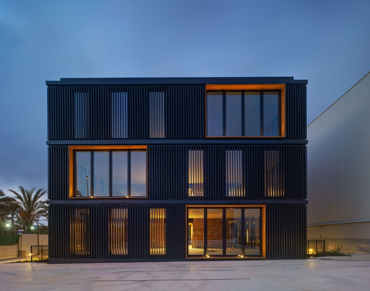 Archello tweet media