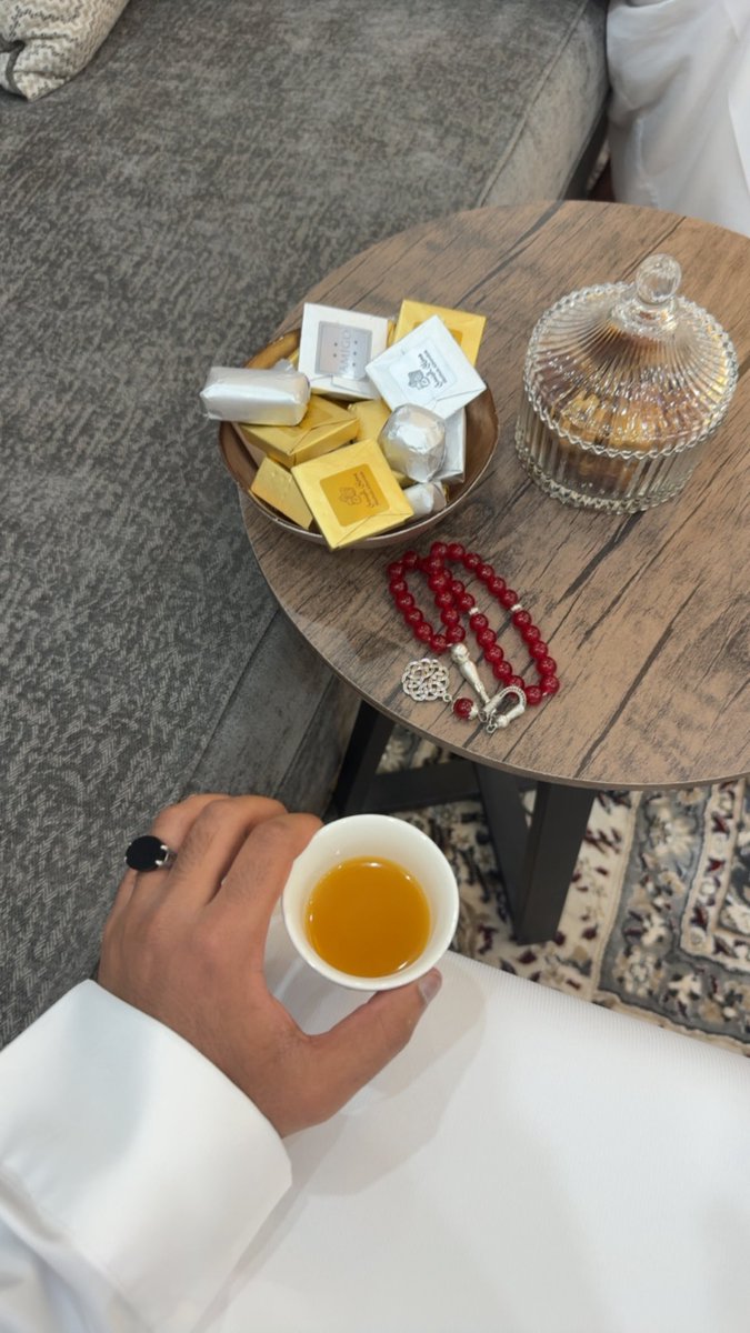 عُمر tweet media