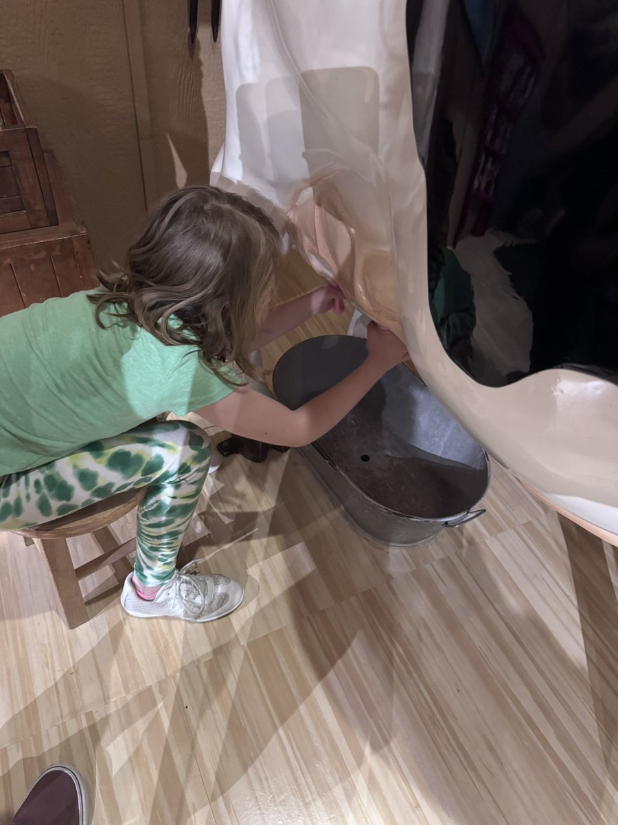 Mariah_R319's tweet photo. Seven years of motherhood, and I’m still learning every day. It’s messy, emotional, exhausting, and somehow the most meaningful thing I’ve ever experienced. Growing alongside my child has been the greatest lesson of my life https://t.co/6OQFjLZV17