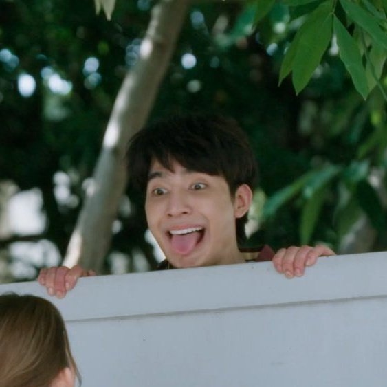 𝐋𝐲𝐧. tweet media