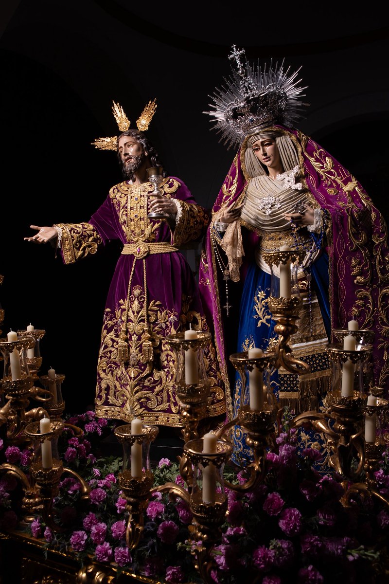 #ActualidadLaCena - El Señor de la Sagrada Cena y María Santísima de la Paz entronizados para el #TrasladoCena2026.

📸<a href="/j16photos/">J16Palacios</a> 

#CofradíasMLG
#JSSagradaCena2026