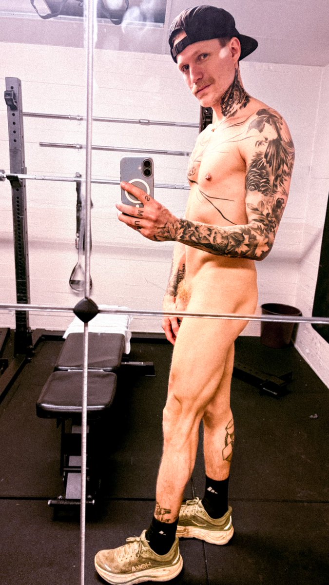 Andie Swedish Nudist 🌿 tweet media