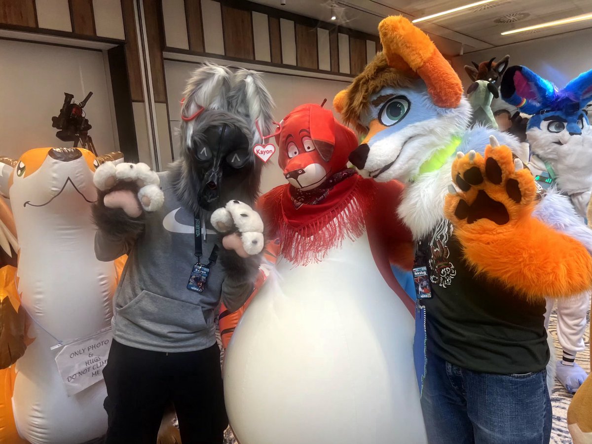 foksiug ੭🔜 Gdakon tweet media