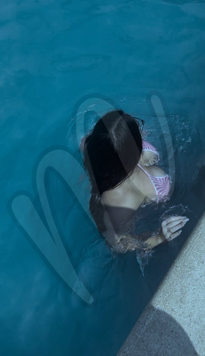 June Moe(နီနီ) tweet media