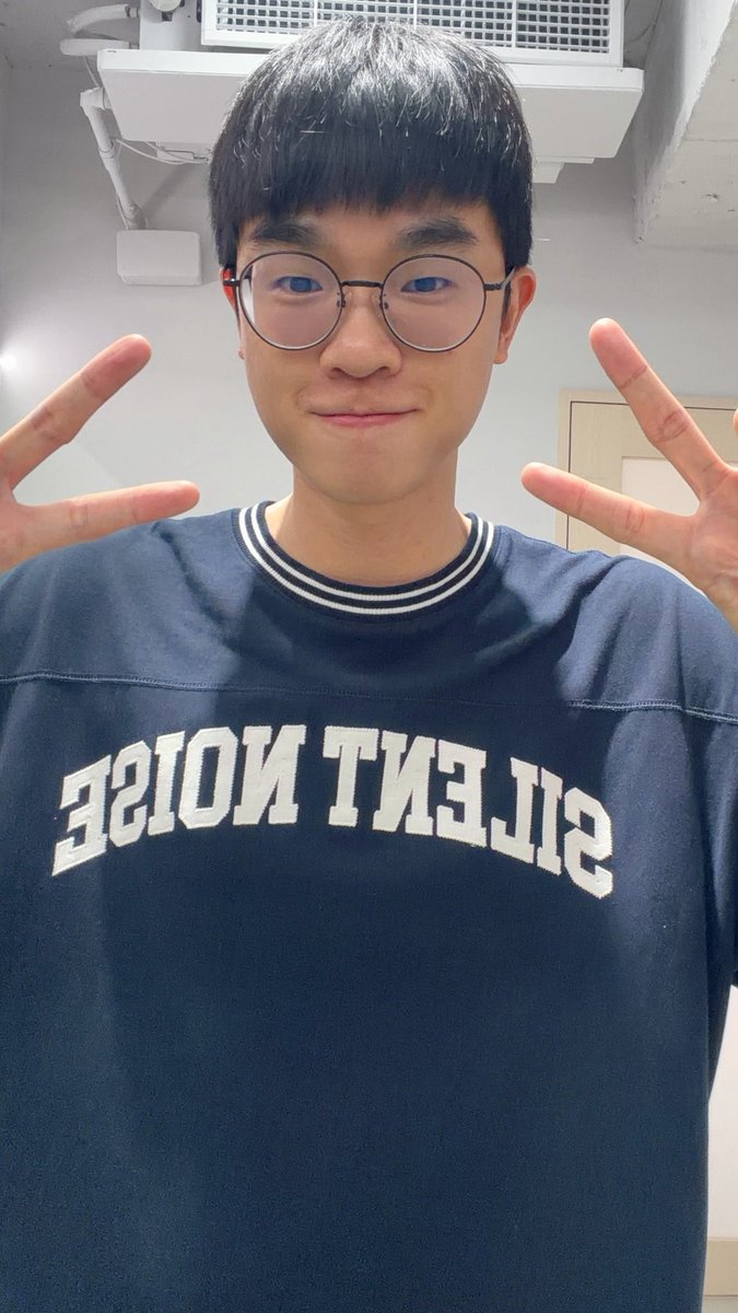 小冰逼逼 tweet media