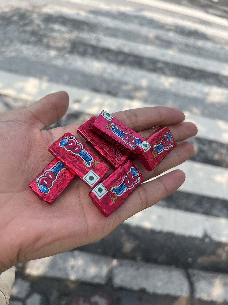 zaamthebookishpotato tweet media