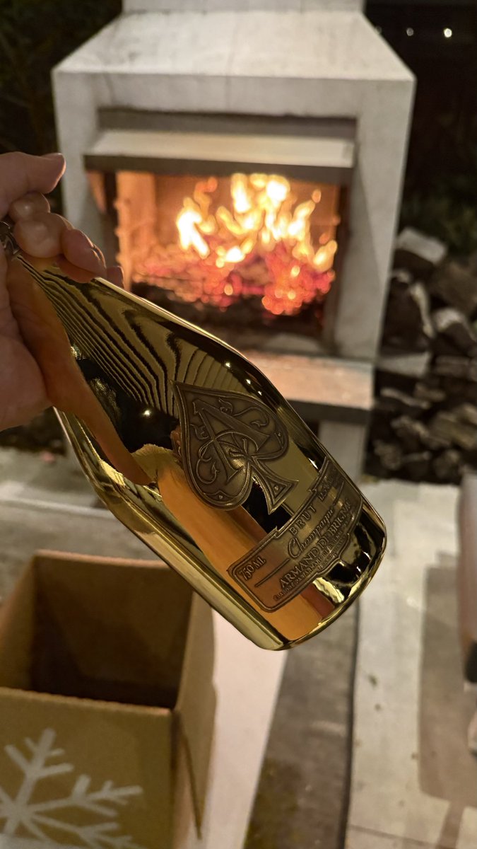 UserTM 用户哥 tweet media