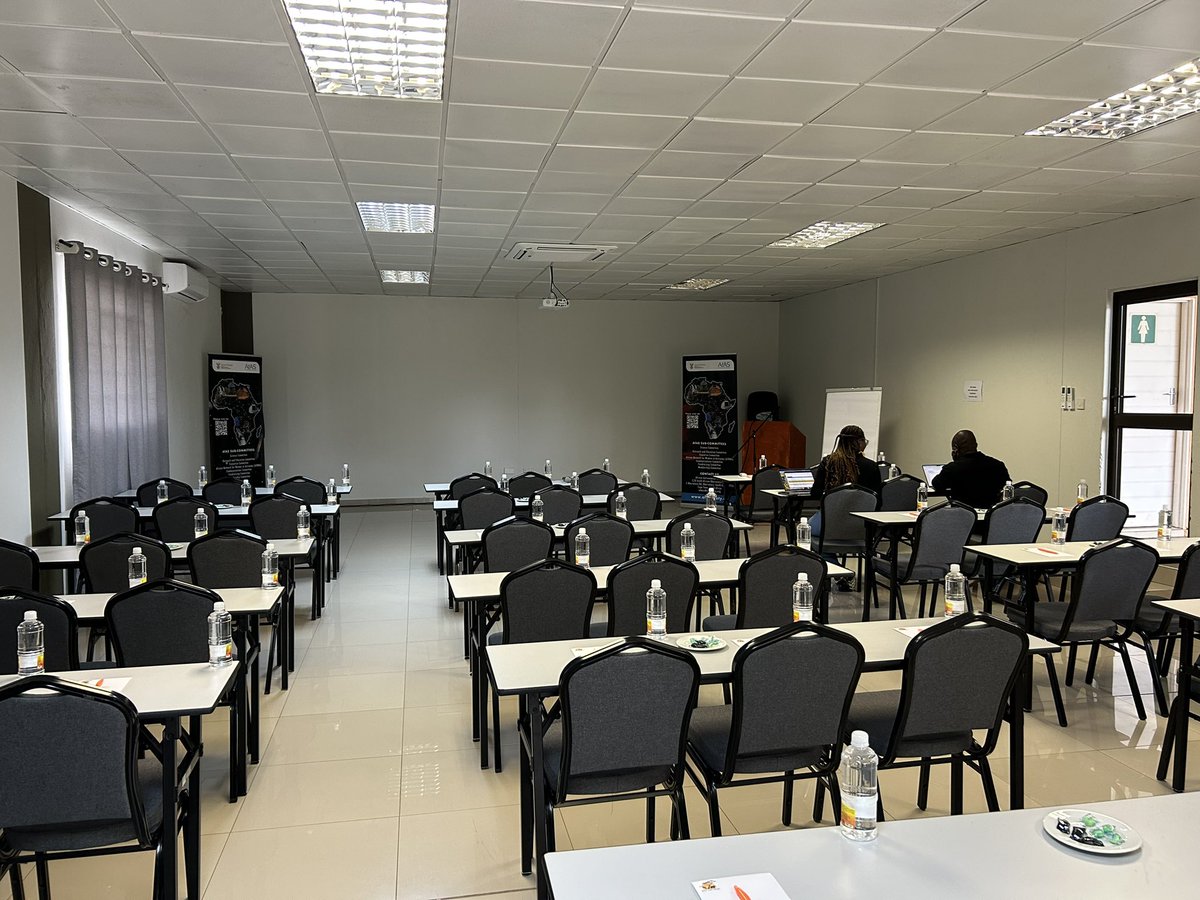 Hack4Dev tweet media