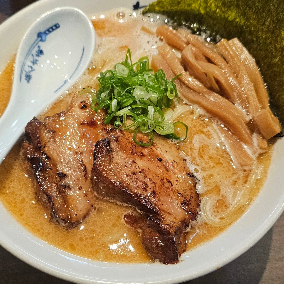 閃銀シルバ 【紫勾勾拼命中】 tweet media